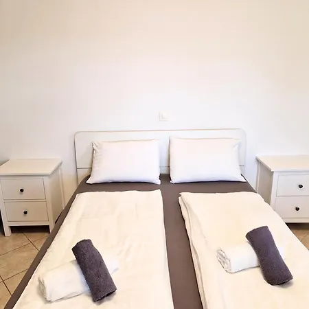 Stella Apartment *